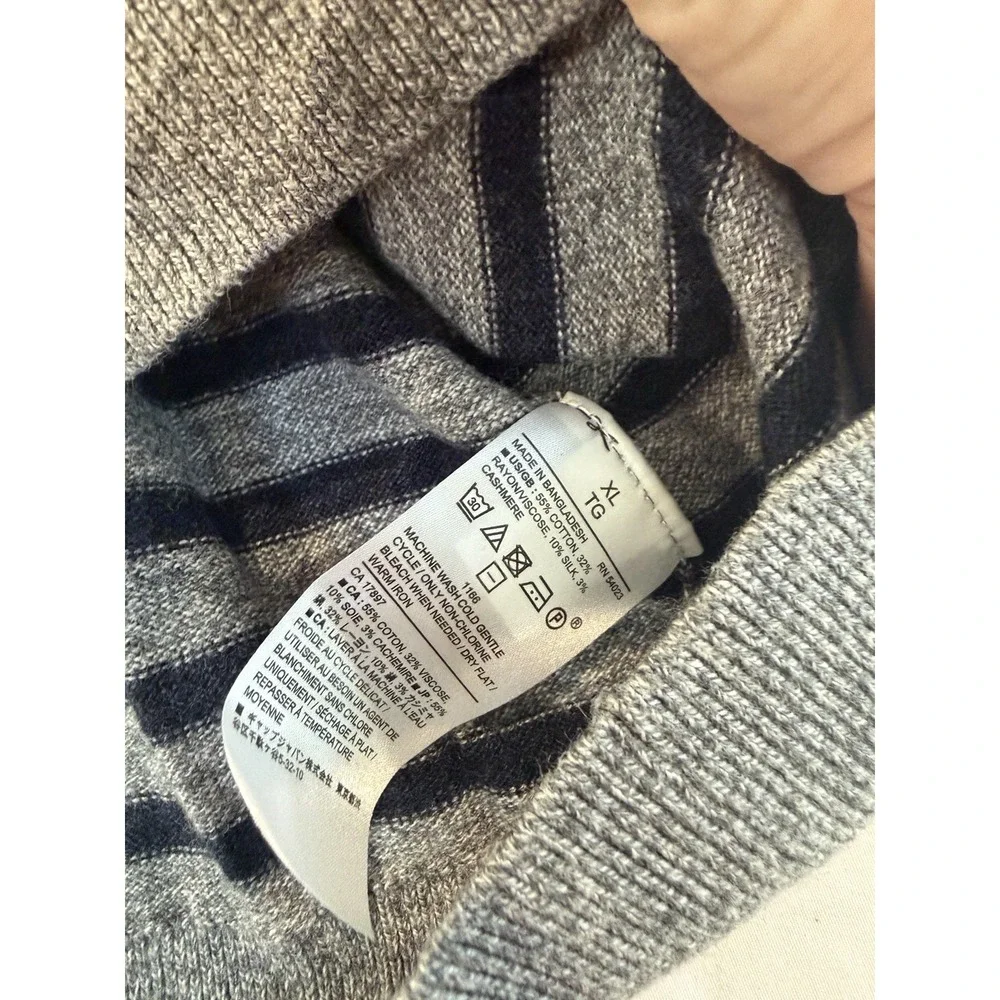 Banana Republic 594268-01 Men XL Premium Luxe Yarn Crewneck Striped Knit Sweater